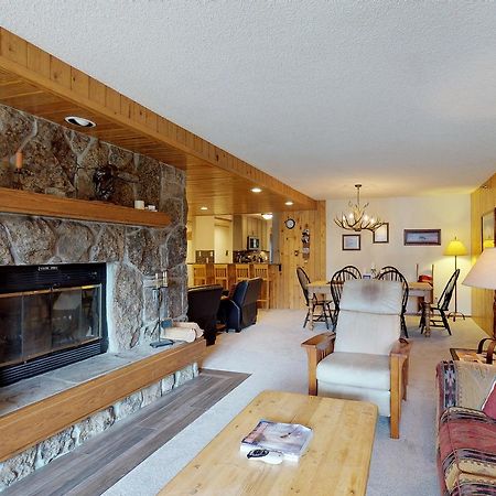 Skycrest Villa Big Sky Bagian luar foto